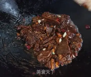 Make Pepper sauce and beef step 6