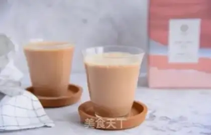 Make Homemade pearl milk tea step 6