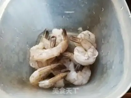 Make Chickenball shrimp powder step 2