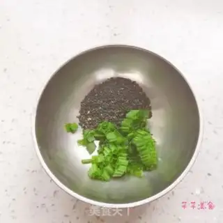 Make Beef bun step 18