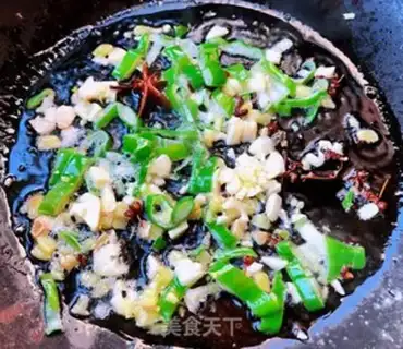 Make Spicy chicken claws step 3