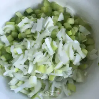 Make Curry egg fried rice step 2