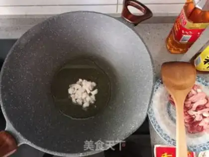 Make Pork bean horn noodles step 2