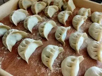 Make Skinny shrimp egg dumplings step 11