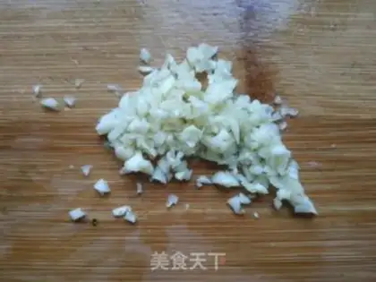 Make Cool cucumber rolls step 2