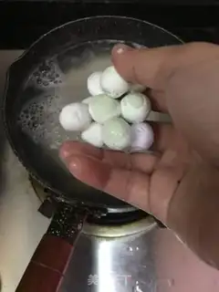 Make Tomato eggs for noodles step 7