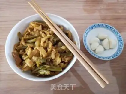 Make Pork bean horn noodles step 13