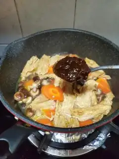Make Fish bones, carrots and cabbage step 9