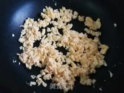 Make Eggs and rice step 2