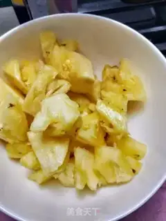 Make Pineapple makes fried bones step 3