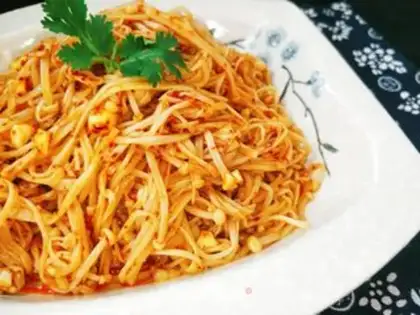 Make Spicy golden needle mushrooms step 9