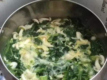 Make Pineapple white egg soup step 5