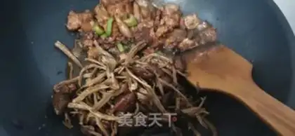 Make Cheap tea, mushroom fans step 1