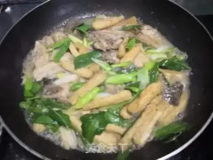 Make Garlic burns dried fish step 6