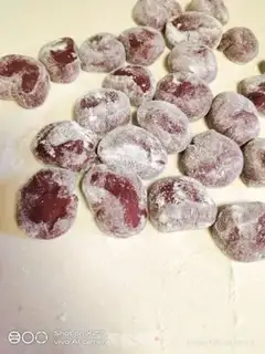 Make Rose buns step 5