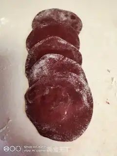 Make Rose buns step 6