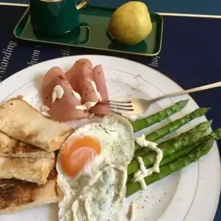 Make Fried egg toast salad step 11