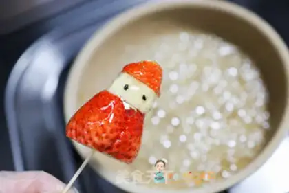 Make Strawberry Snowman step 6