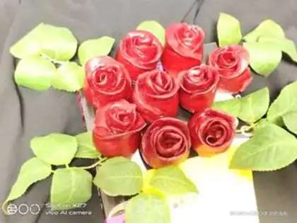 Make Rose buns step 8