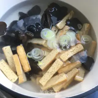 Make The doll dish fan soup step 4