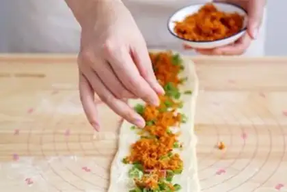 Make Onion pine bread step 9