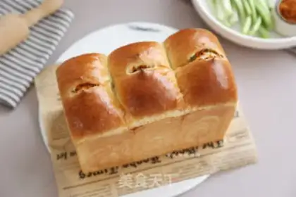 Make Onion pine bread step 13