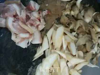 Make Mushrooms step 0