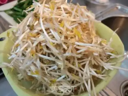 Make Soccer bean sprouts step 2