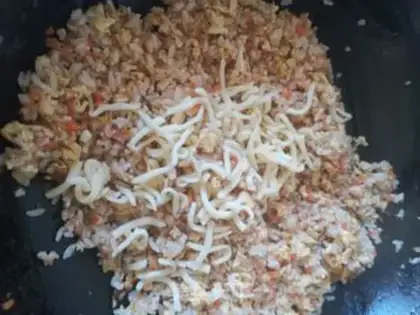 Make Shrimp cheese and rice step 6