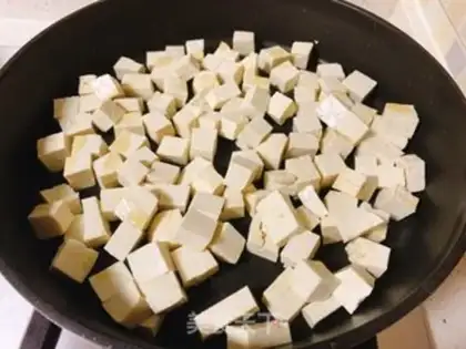 Make Twin pepper tofu step 1