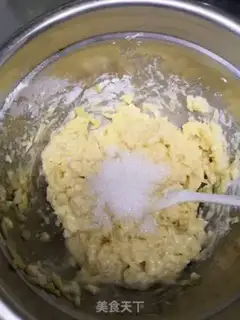 Make Apple eggcake step 5