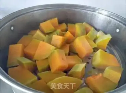 Make Handmade pumpkin buns step 1