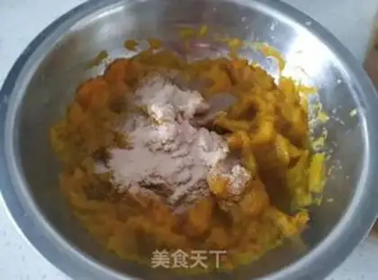 Make Handmade pumpkin buns step 4