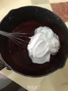 Make Red velvet cake rolls step 5