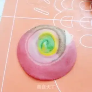 Make Rainbow souffle step 23
