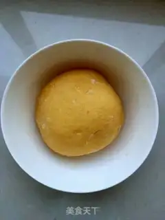 Make Purple peanut sesame buns step 4