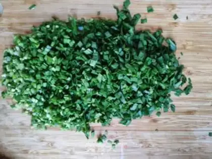 Make Eggs in herbs step 1