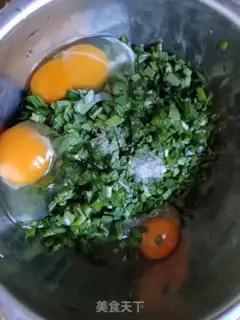 Make Eggs in herbs step 2
