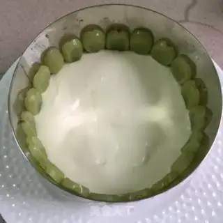Make Sunshine cake step 14
