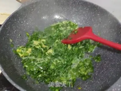 Make Eggs in herbs step 4