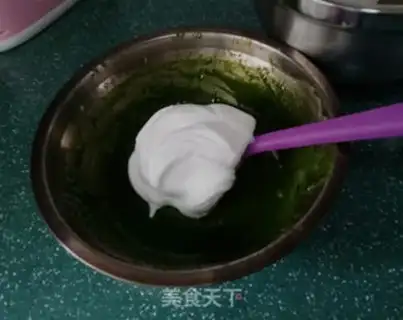 Make Tea and cream cake rolls step 8