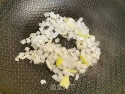Make A golden mushroom, fat cow step 5