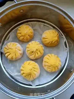 Make Purple peanut sesame buns step 15