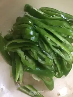 Make Green bean sprouts and hot peppers step 2