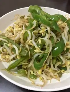 Make Green bean sprouts and hot peppers step 10
