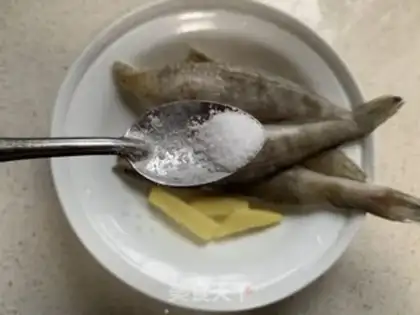 Make The fragrance of the icefish step 0