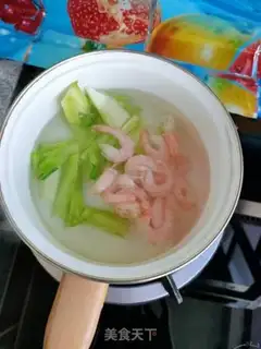 Make Purple egg rolls step 3