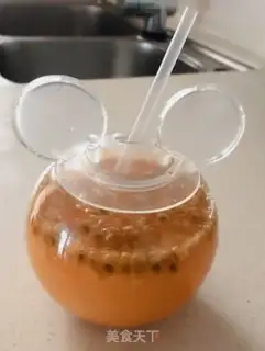 Make Fruit yogurt popsicle step 5