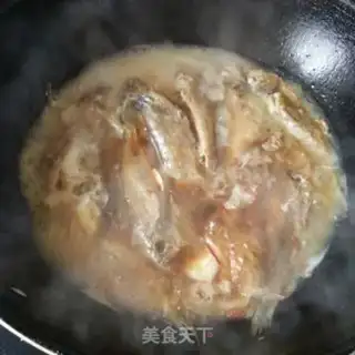 Make Squirt the yellowfish step 3