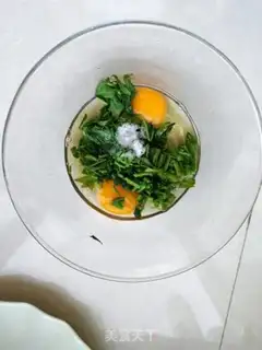 Make Eggs from the fragrance stand step 3